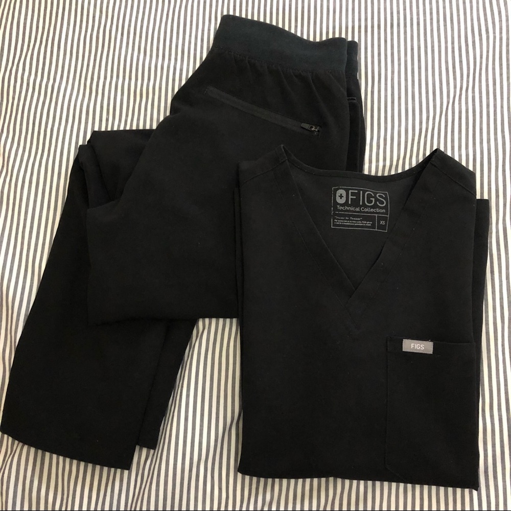 Figs Black XS